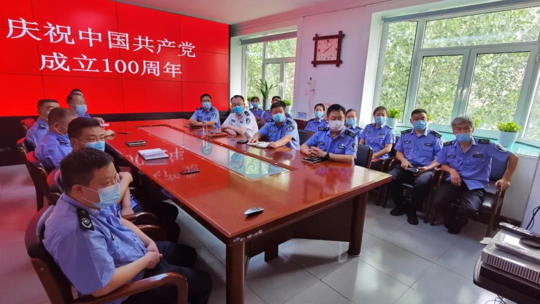 高新区组织广大党员干部集中观看庆祝中国共产党建党成立100周年大会【ag九游会官网登录】(图9)